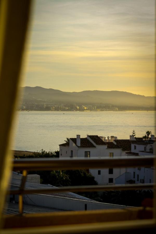 Marbella Banus Suites エクステリア 写真