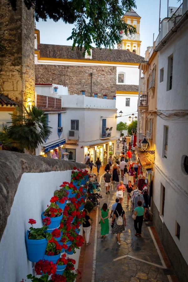 Marbella Banus Suites エクステリア 写真