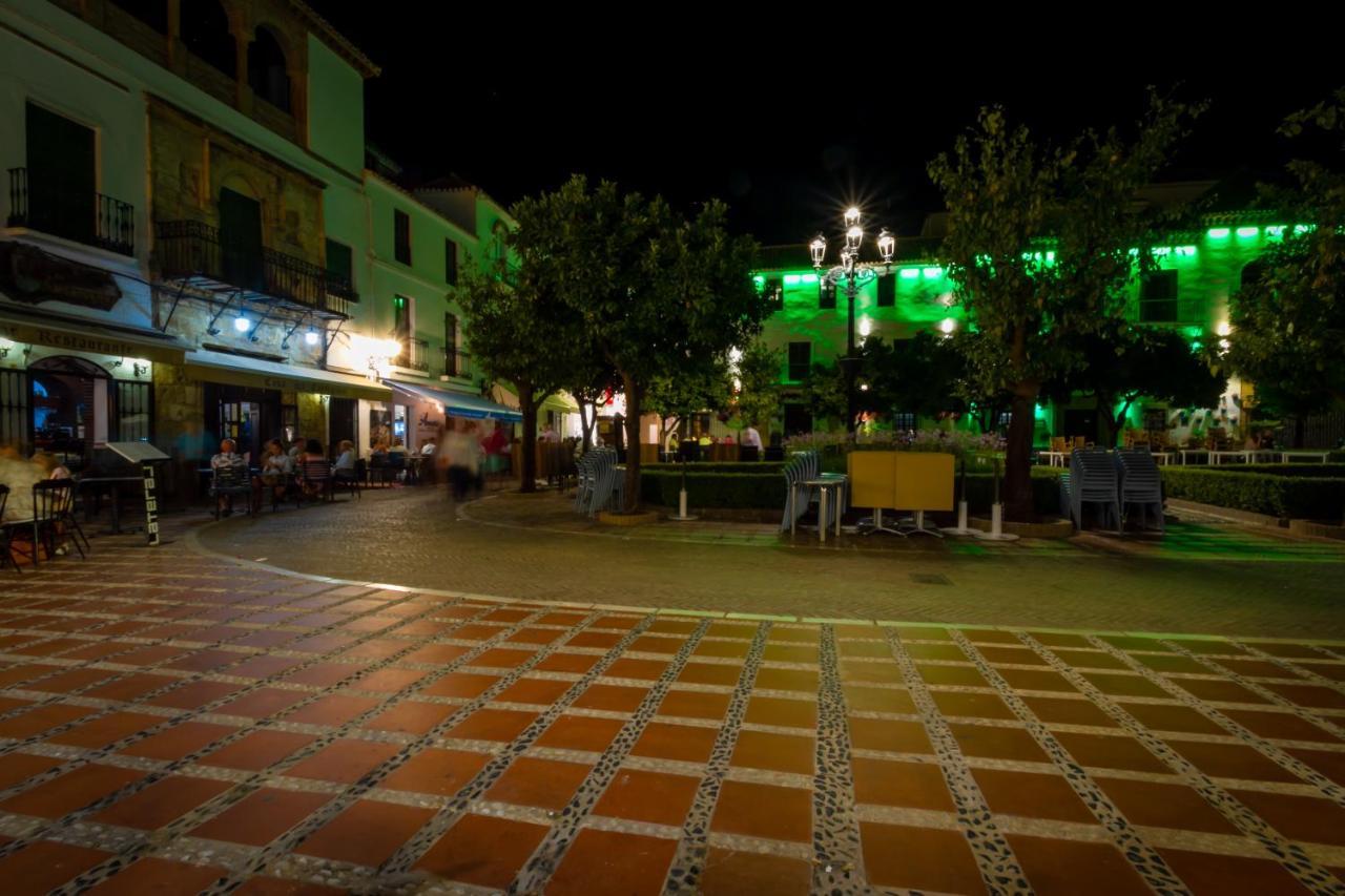 Marbella Banus Suites エクステリア 写真