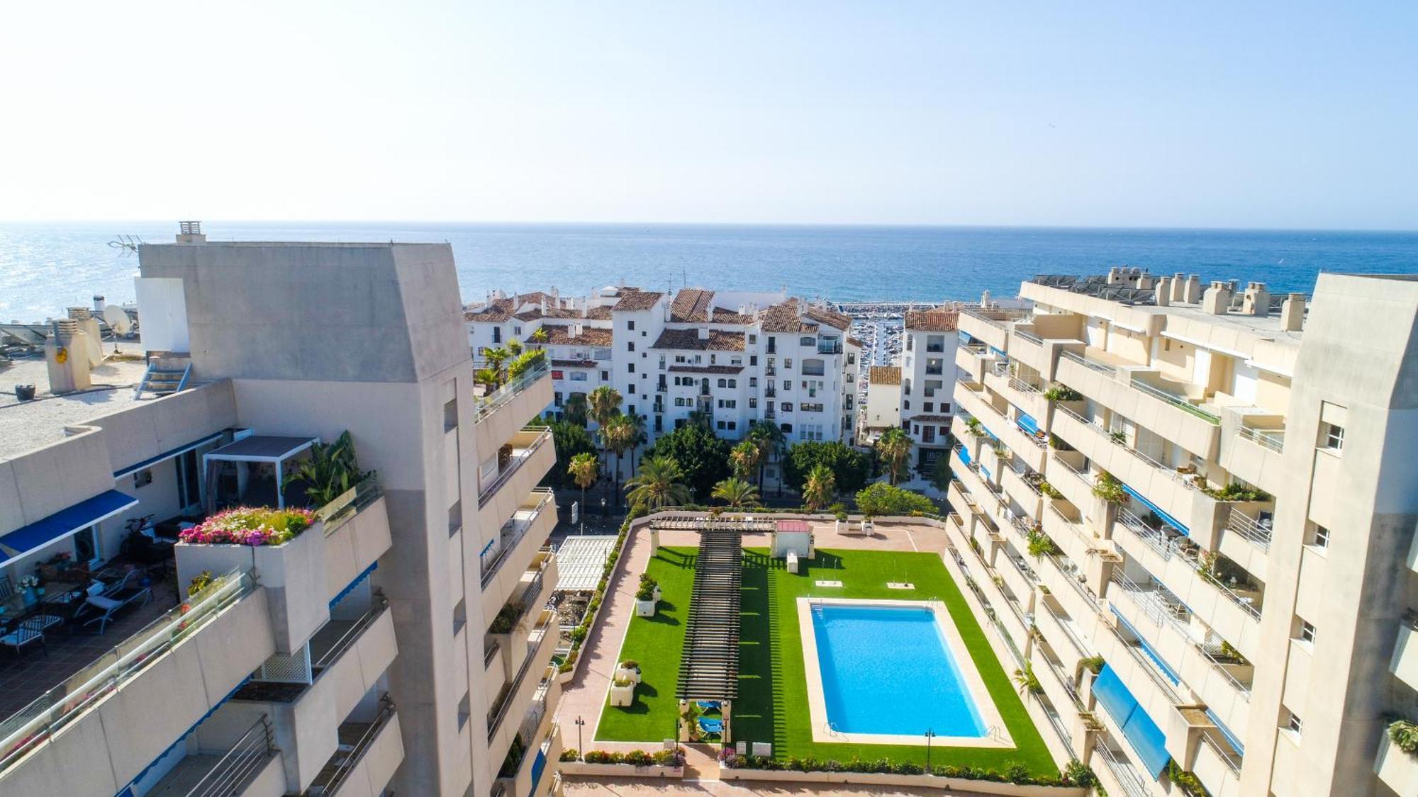 Marbella Banus Suites エクステリア 写真